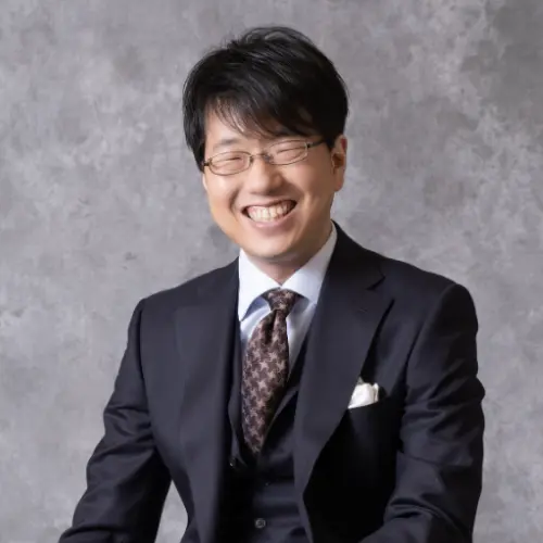 無駄な思考から経営者の時間を守る行政書士☆石山俊銘